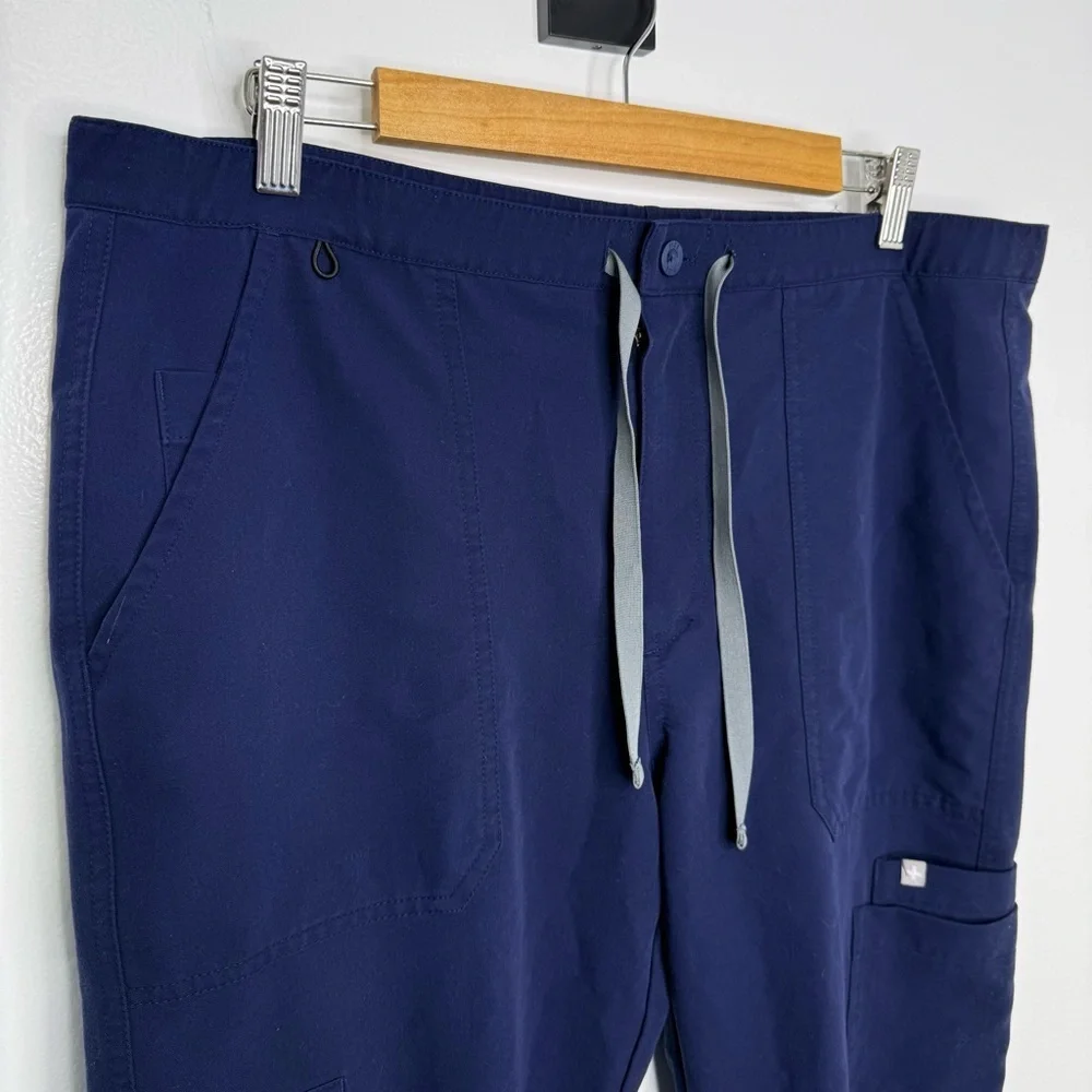 Figs men’s navy